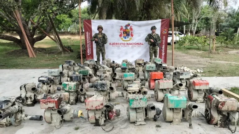 Ejército incautó 36 motores que serían utilizados para la minería ilegal en Nechí, Antioquia