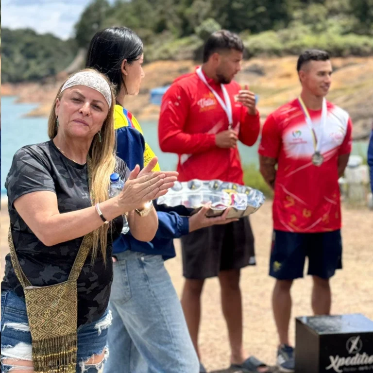 Guatapé brilló con éxito en la Copa Colombia de Canotaje gracias a La Piedra del Peñol Entertainment