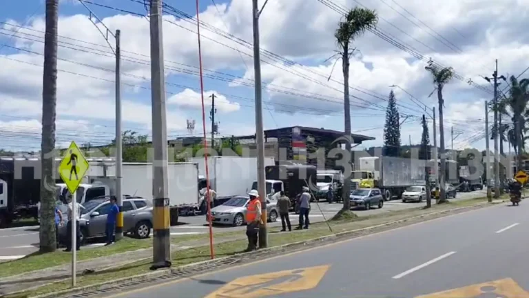 ¡Atención! Por paro de trasportadores en la vía Llanogrande – Rionegro sólo pasan particulares