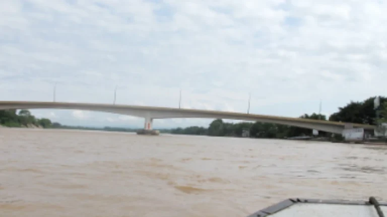 Creciente súbita del río Nechí arrastró a tres niños de El Bagre: se activa protocolo de emergencia