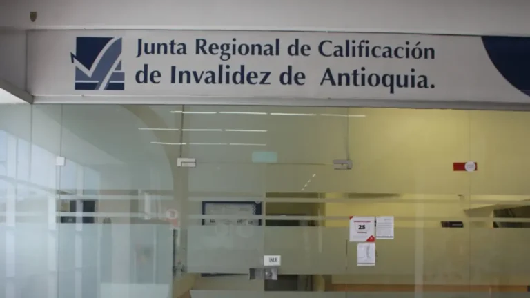 Procuraduría destituye a exdirector de la Junta de Calificación de Invalidez en Antioquia por ejercer cargo estando inhabilitado