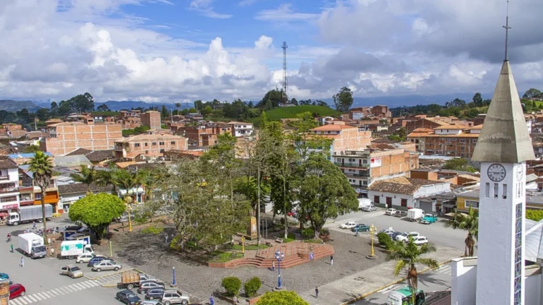 «No sanan mientras no se encuentre la verdad»: dice la Ministra de Justicia en el acto de perdón realizado en El Carmen de Viboral