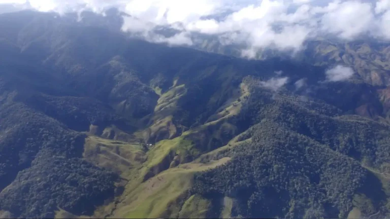 Aeronave reportada como desaparecida es avistada en zona rural de Urrao: Gobernador