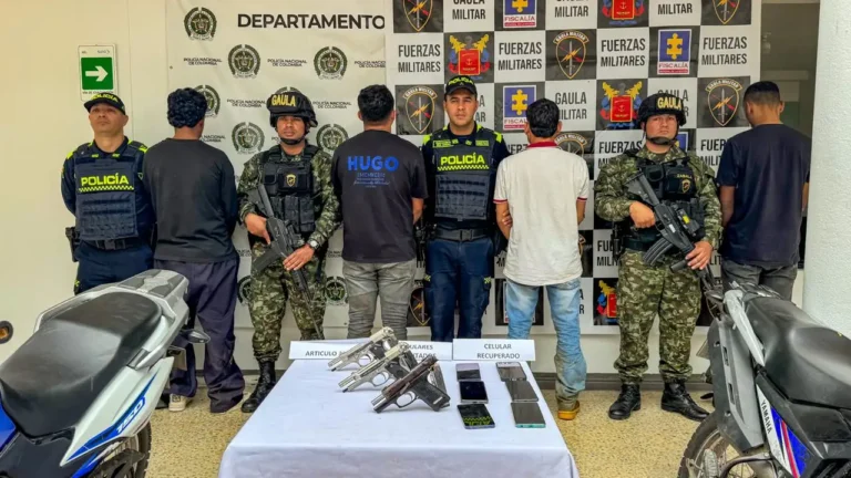 Ejército capturó a cuatro presuntos integrantes del Clan del Golfo tras combate en el Oriente de Antioquia